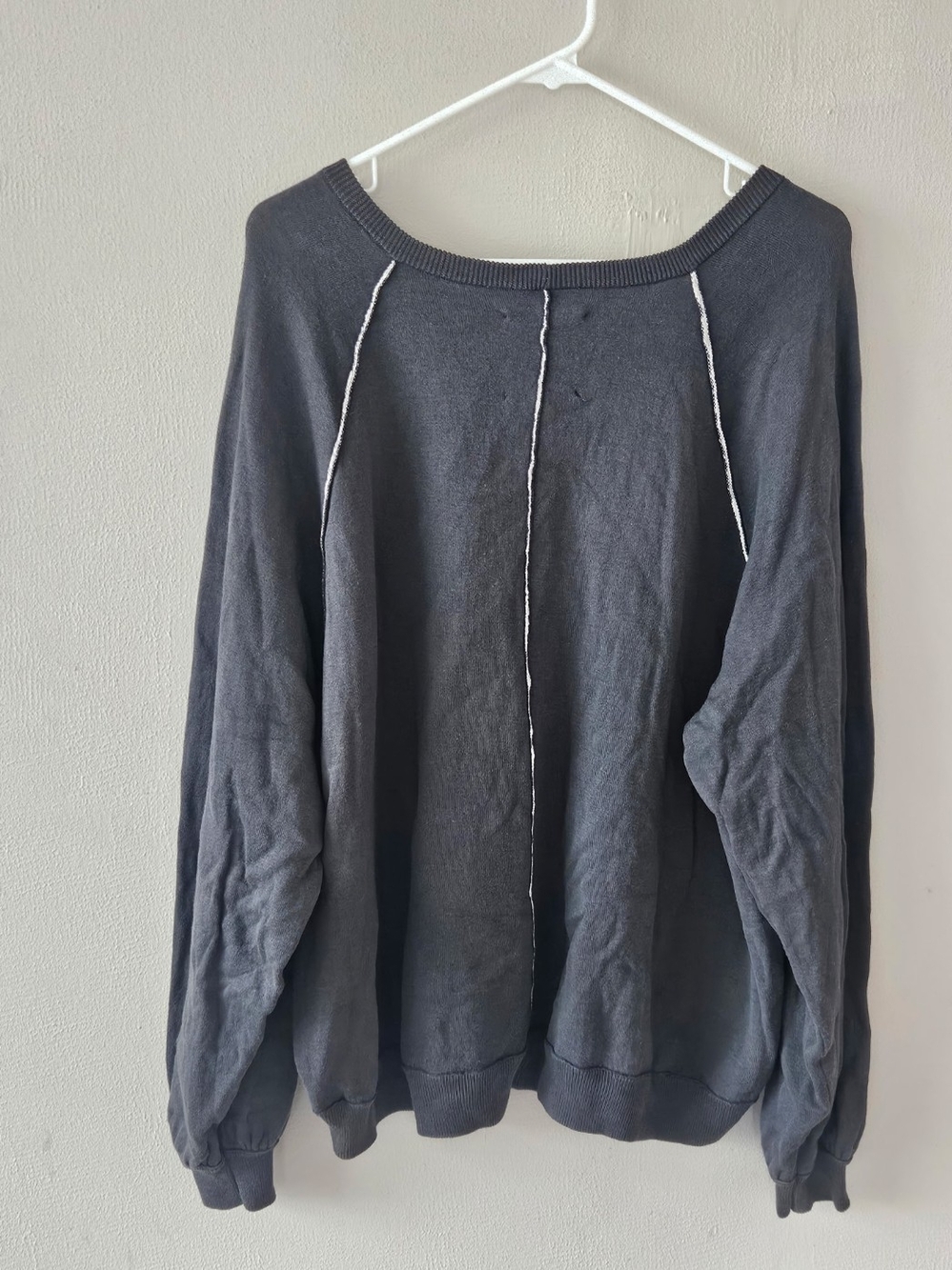 Aerie oversized, wide-neck sweatshirt - Picture 2 of 7